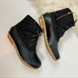 Nautica Black Quilted Duck Boots size 6